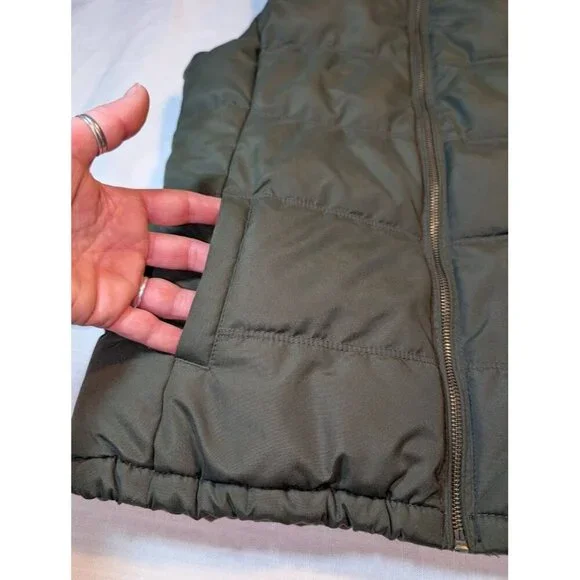 Old Navy Frost Free Fleece Lined Full Zip Quilted Puffer Vest Green Sz XS C10 - Picture 2 of 8